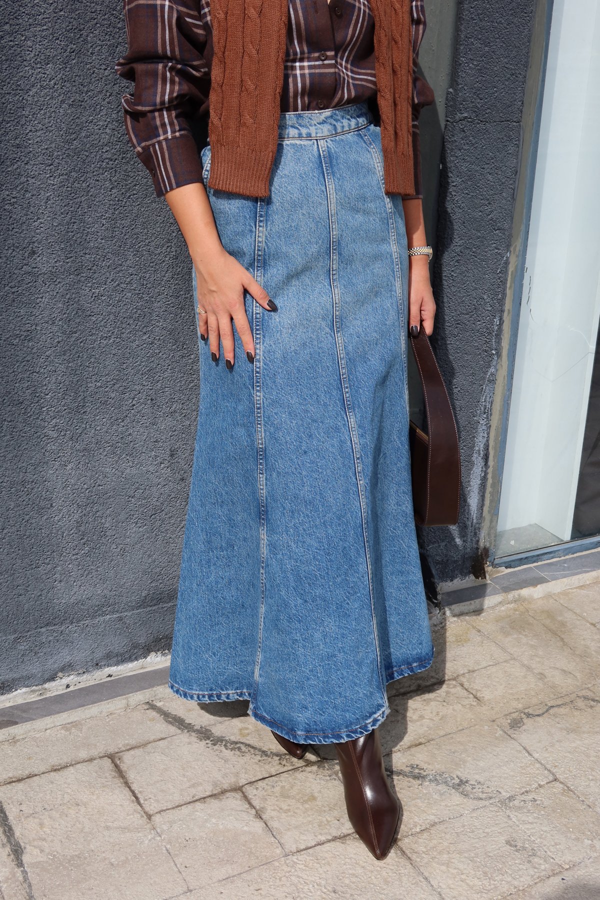 Yandan Fermuarlı Konstrat Dikişli Uzun Denim Etek