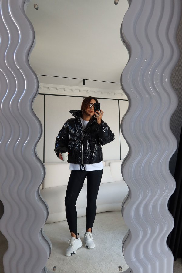 Dik Yaka Parlak Şişme Mont