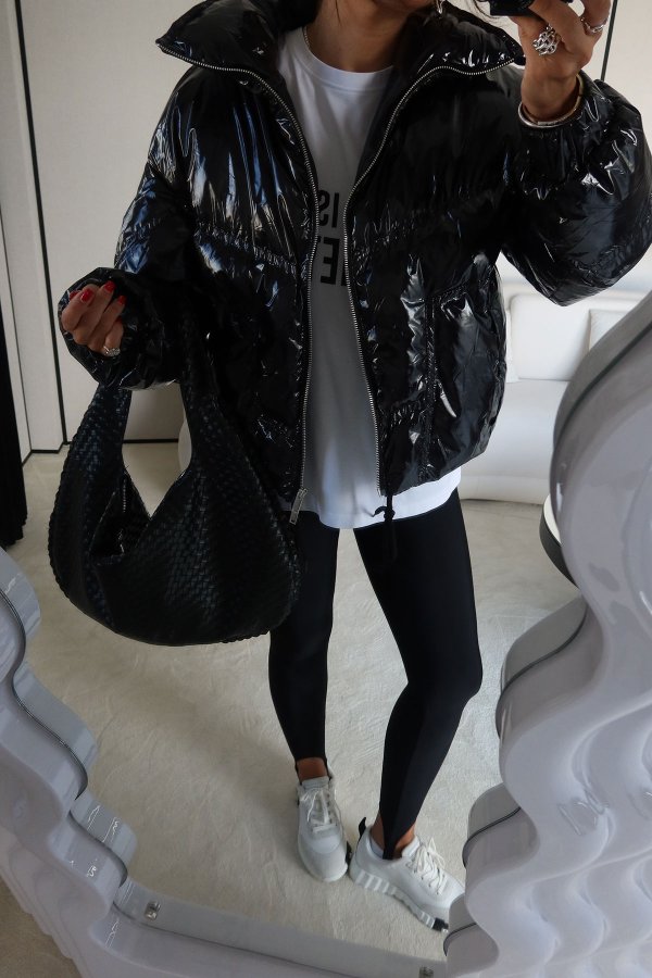 Dik Yaka Parlak Şişme Mont