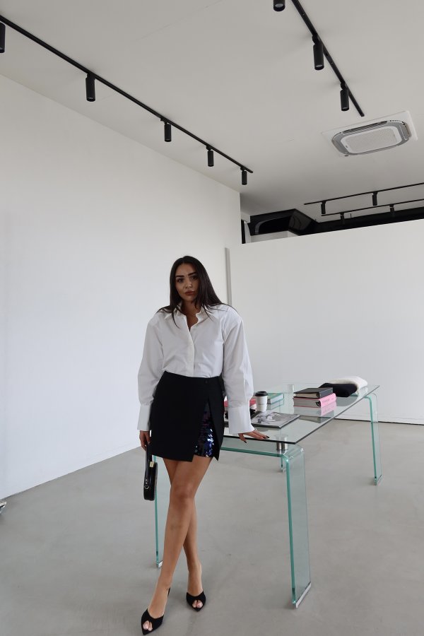 İçi Payetli Detaylı Arkası Fermuarlı Minik Etek