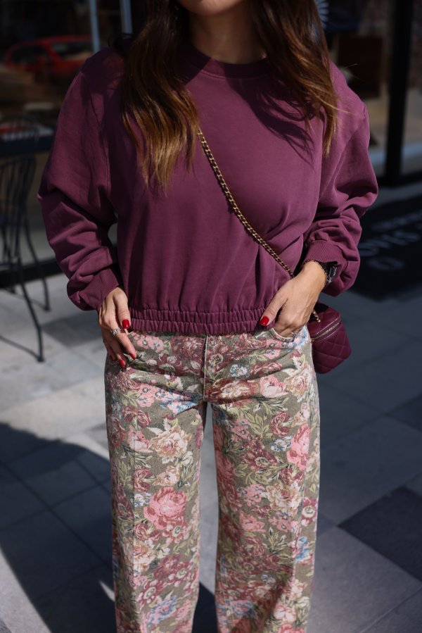 Omuzu Vatkalı Beli Lastikli Sweat