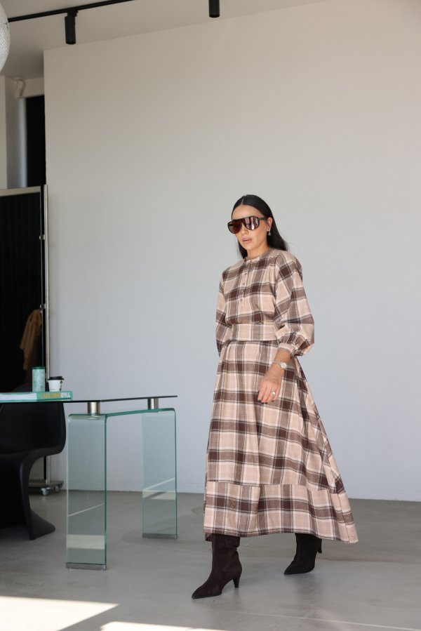 Hakim Yaka Balon Kol Ekoseli Uzun Elbise