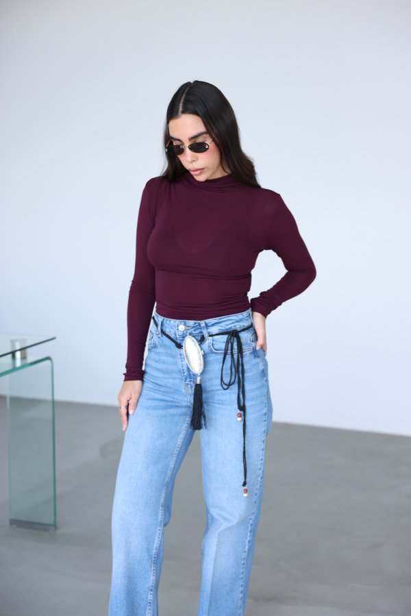 Dik Yaka Yanı Büzgülü Bluz