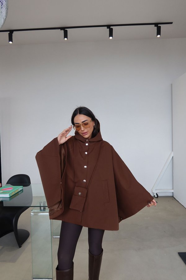 Kapşonlu Mini Çanta Aksesuarlı Panço