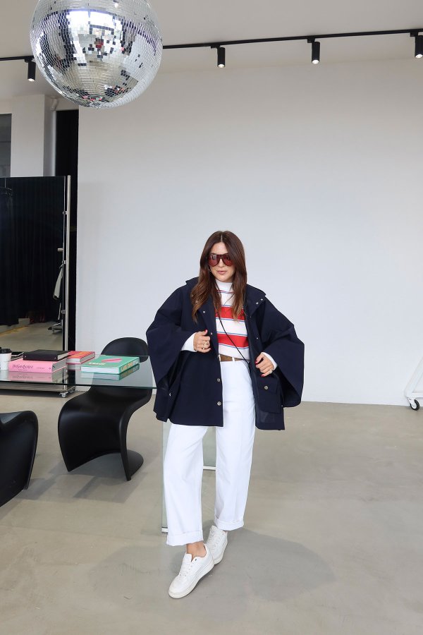 Kapşonlu Mini Çanta Aksesuarlı Panço