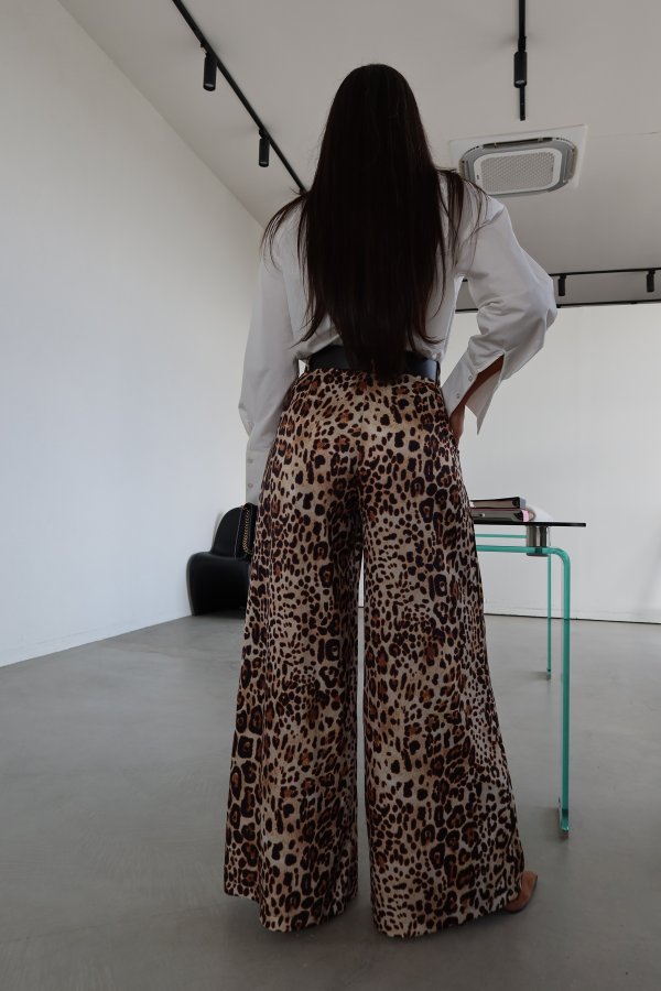 Leoapar Desen Deri Kemerli Saten Pantolon