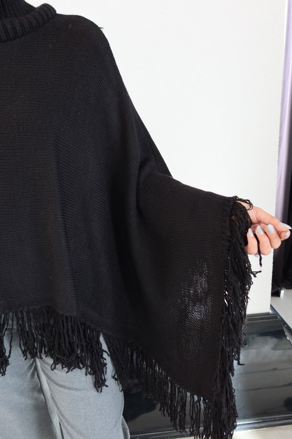 Etek Ucu Püsküllü Balıkçı Yaka Panço