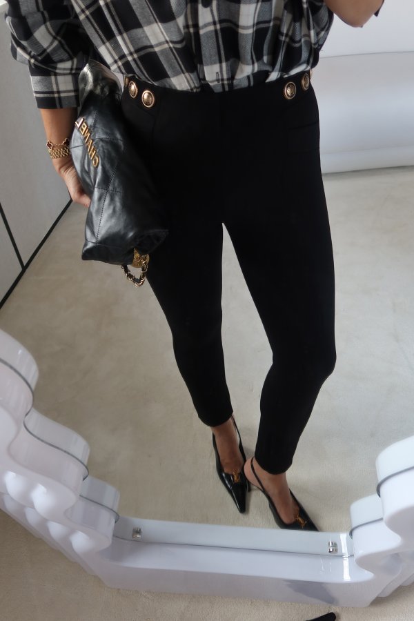 Düğme Detaylı Parça Dikişli Tayt Pantolon