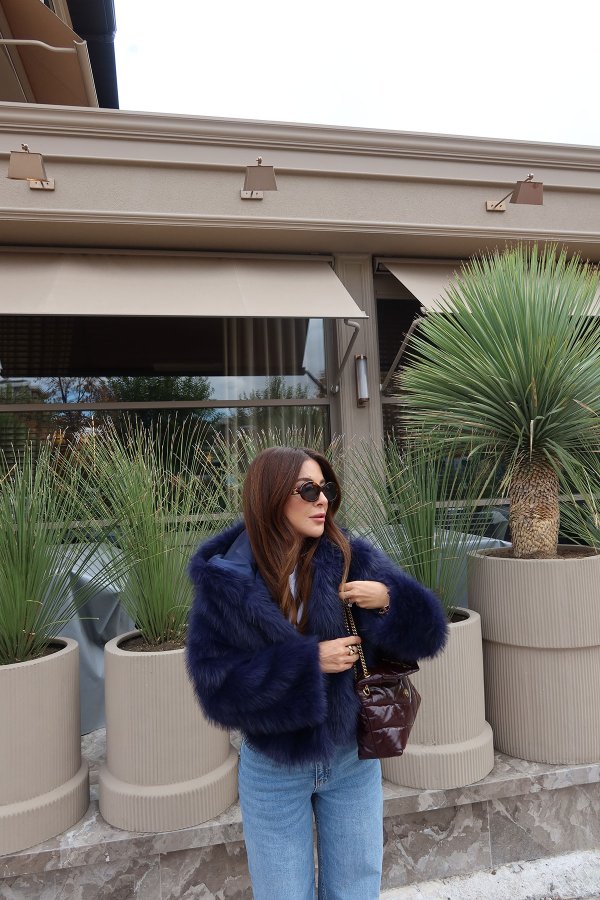 Kapüşonlu Kısa Kürk Ceket