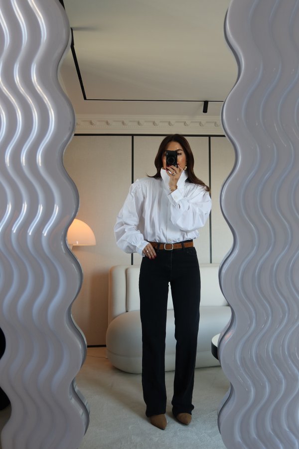 Yıkamalı Geniş Paça Kemerli Jean