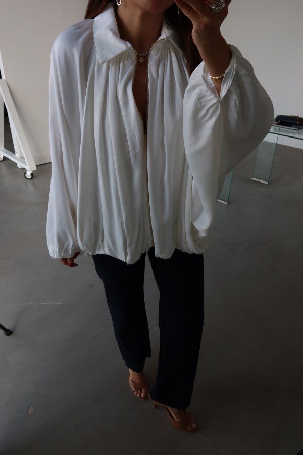 Yarasa Kol Önü Kısa Arkası Uzun Saten Ceket