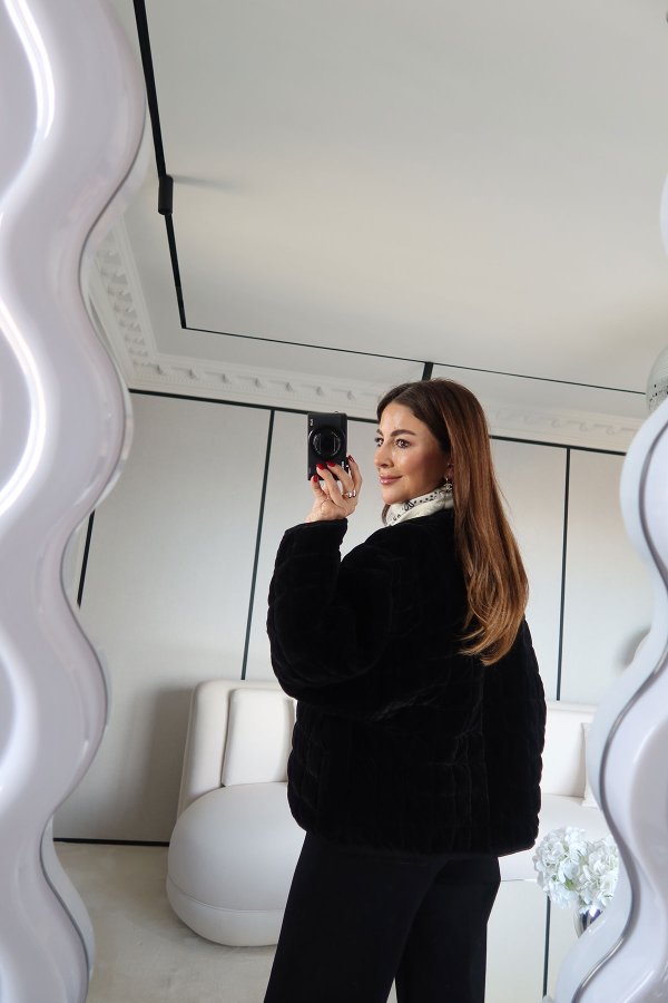 Boydan Fermuarlı Kabartma Desenli Kadife Ceket