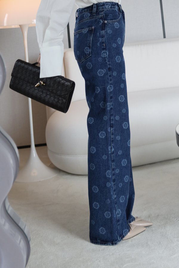 Üzeri İşlemeli Wideleg Jean