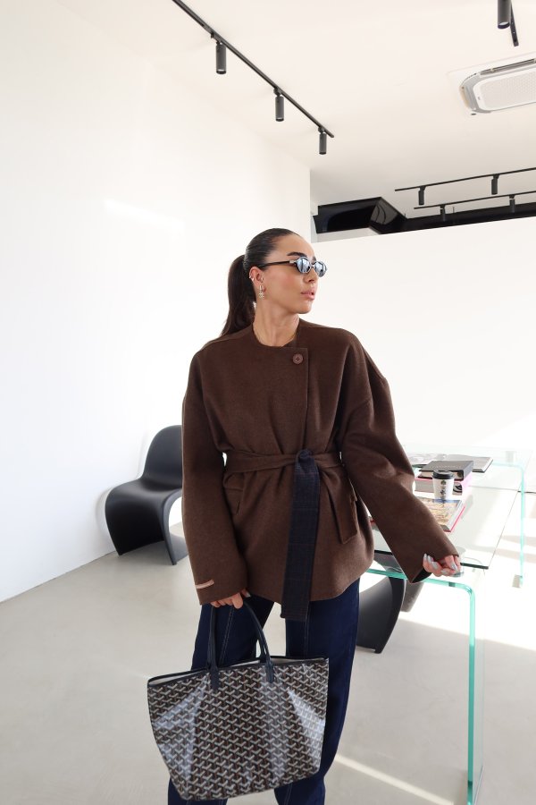 %100 Yün Kendinden Şallı Ve Kuşaklı Premium Kaşe Ceket