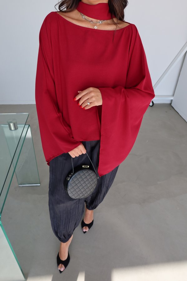 Yarasa Kol Boyundan Bağlamalı Bluz