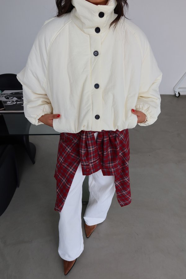 Tok Dokulu Şişme Mont