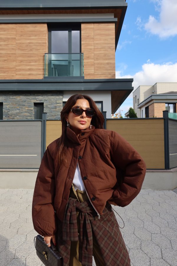 Tok Dokulu Şişme Mont