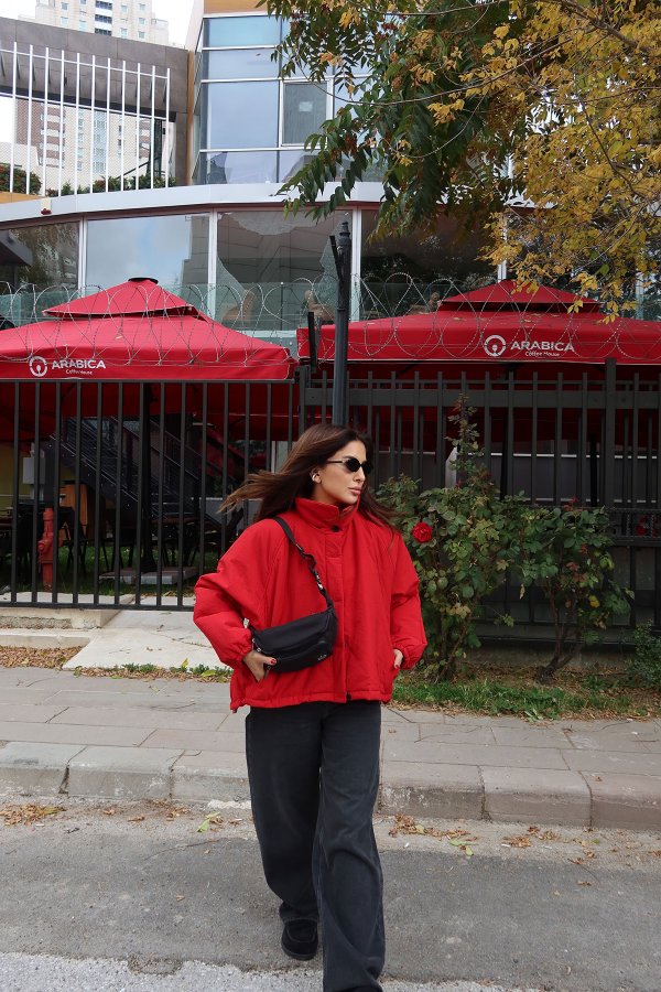 Tok Dokulu Şişme Mont