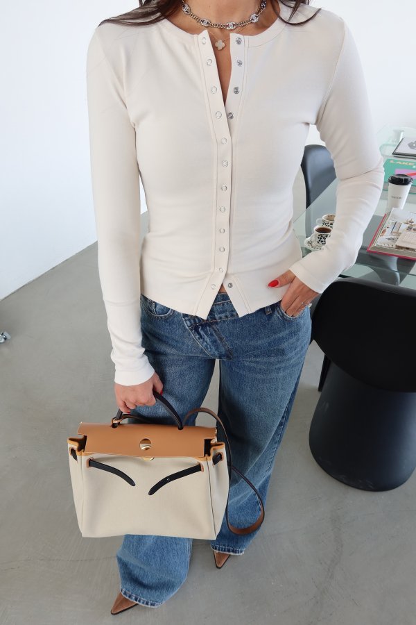 Çıtçıtlı Uzun Kollu Bluz