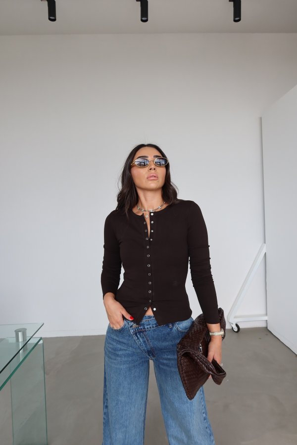 Çıtçıtlı Uzun Kollu Bluz