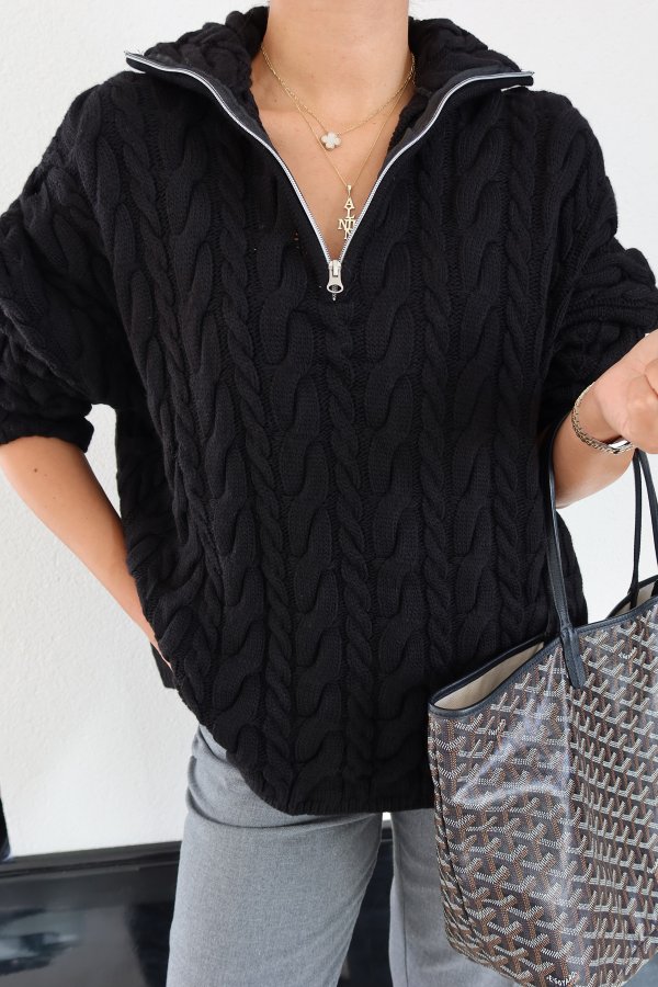 Yakası Fermuarlı Saç Örgü Kazak