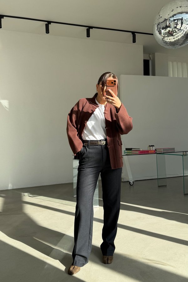 Kemerli Düz Fit Pantolon