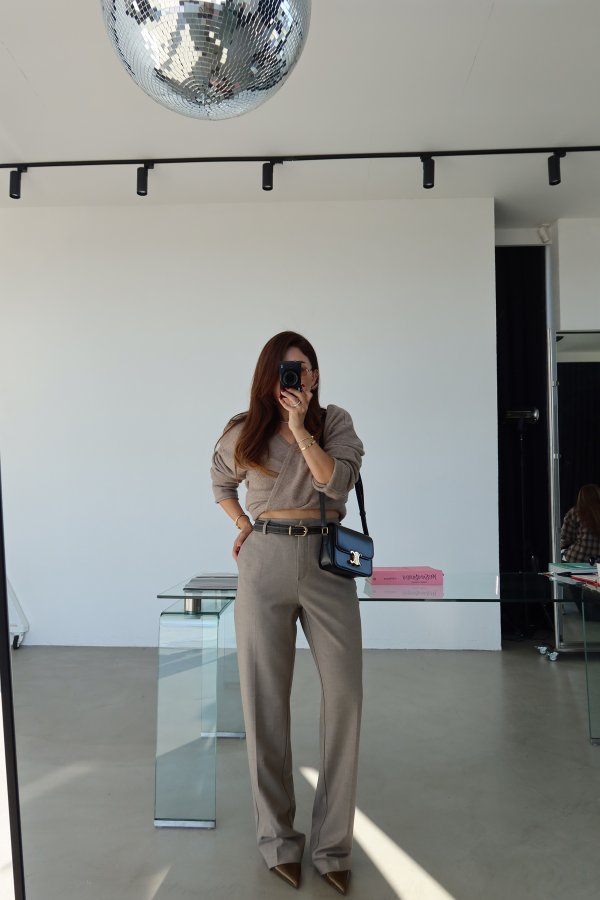 Kemerli Düz Fit Pantolon