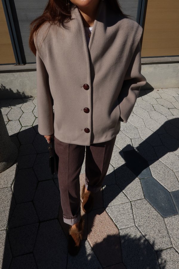 3 Düğmeli Omuz Detaylı Kaşe Ceket