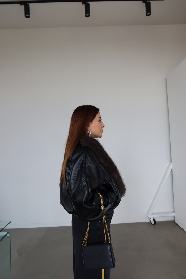 Yakası Kürklü Vintage Deri Ceket