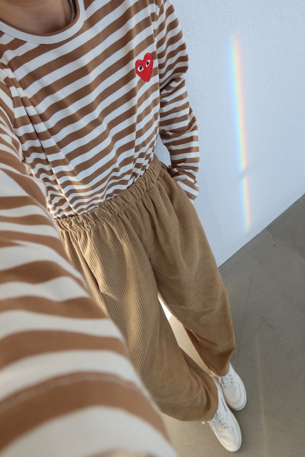 Kalp İşlemeli Çizgili Uzun Kollu Sweat