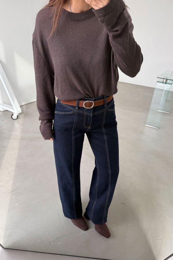 Önü Parça Dikişli Kemerli Jean