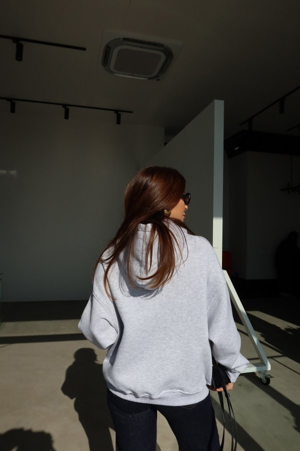 Kanguru Cepli Kapişönlü Sweatshirt