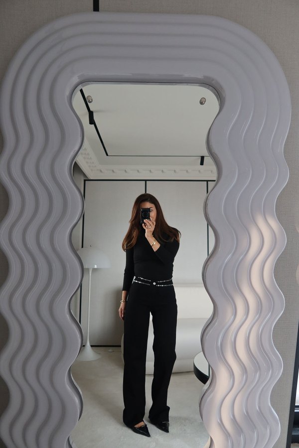 Bel Kısmı Zımba Baskılı Straight Fit Jean