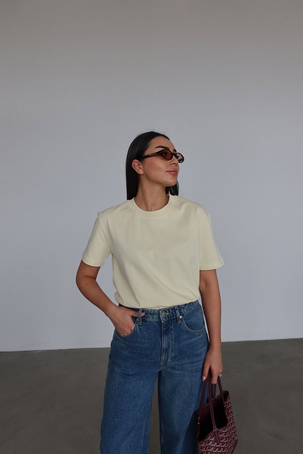 Yakası Fitilli Tok Doku Basic Tshirt