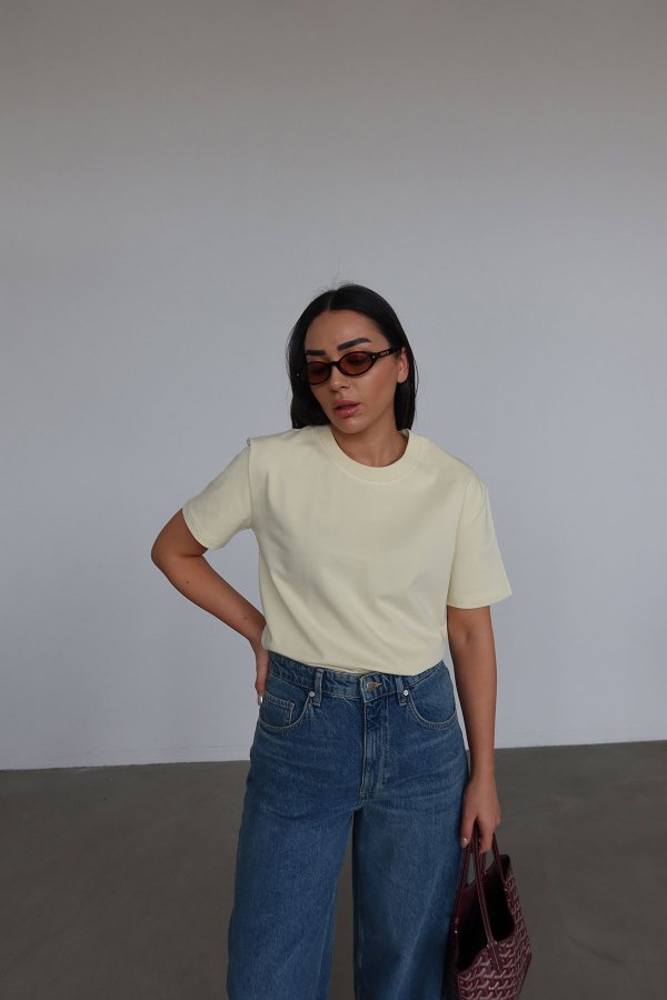 Yakası Fitilli Tok Doku Basic Tshirt