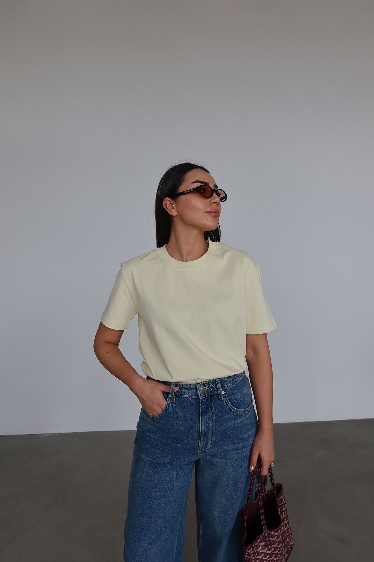 Yakası Fitilli Tok Doku Basic Tshirt