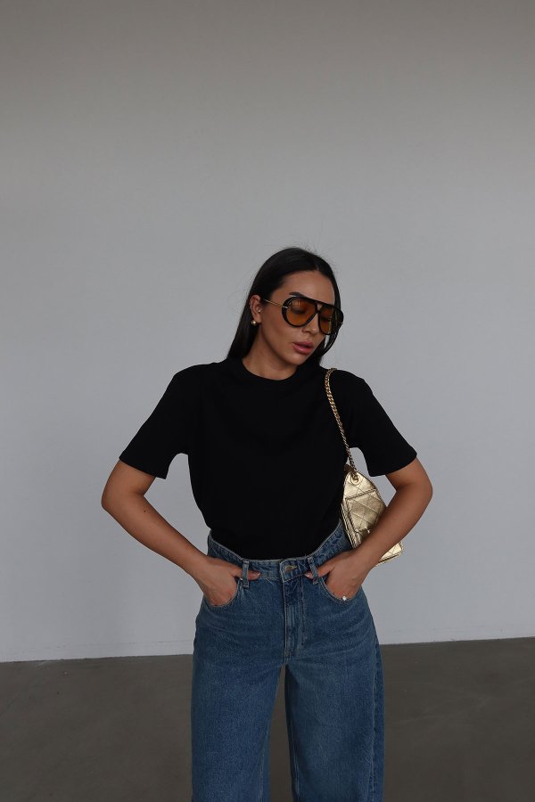 Yakası Fitilli Tok Doku Basic Tshirt