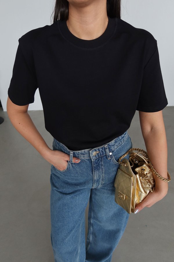 Yakası Fitilli Tok Doku Basic Tshirt