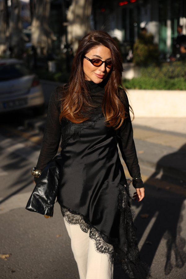 Asimetrik Kesim Dantelli Saten Bluz