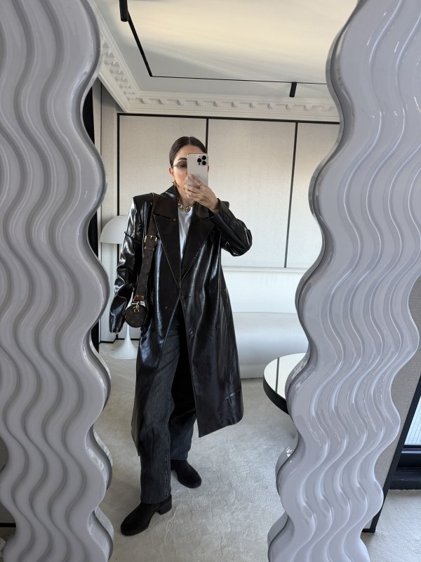 Kruvaze Yaka Kemerli Uzun Deri Trençkot