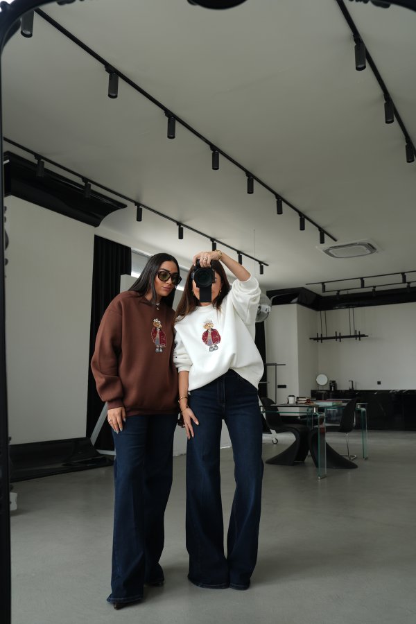 Teddy İşlemeli Sweatshirt