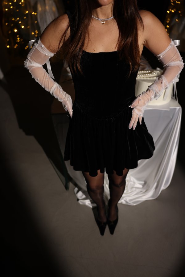 Kalın Askılı Kadife Elbise