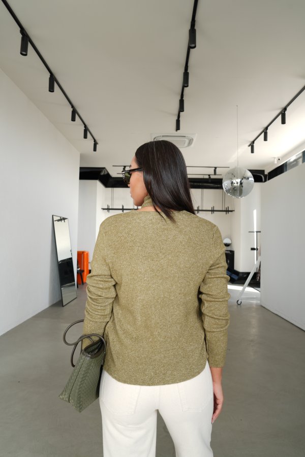 Kendinden Balıkçı Yaka Body Detaylı Triko Hırka