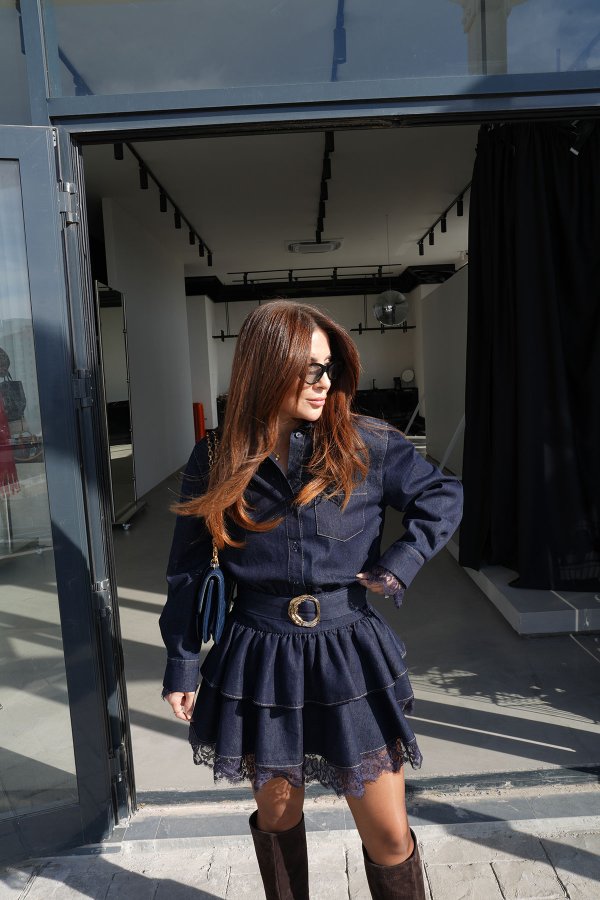 Etek Ucu ve Kolları Dantelli Beli Kemerli Denim Elbise