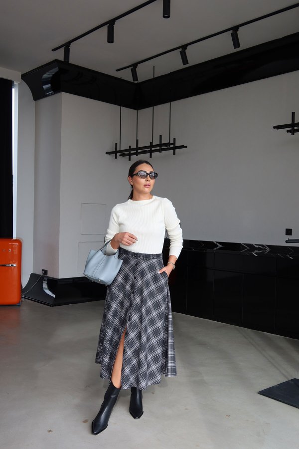 Boydan Düğmeli Ekoseli Kiloş Etek