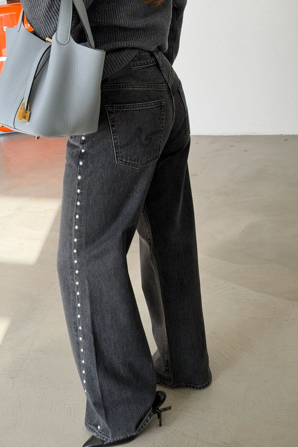 Yanı Çakımlı Asimetrik Kesim Jean