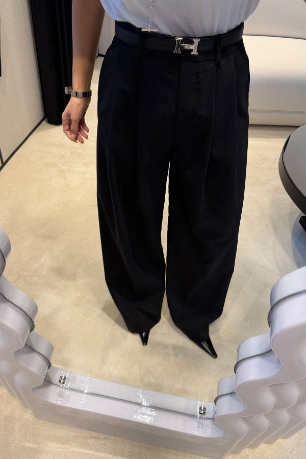 Pileli Düz Kesim Pantolon