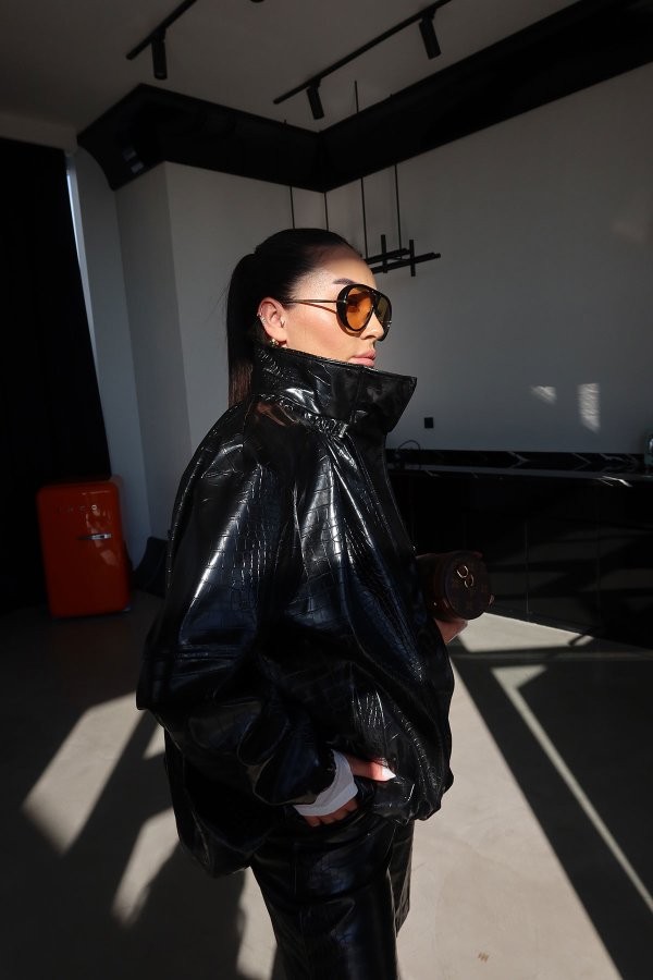 Yılan Desenli Deri Ceket