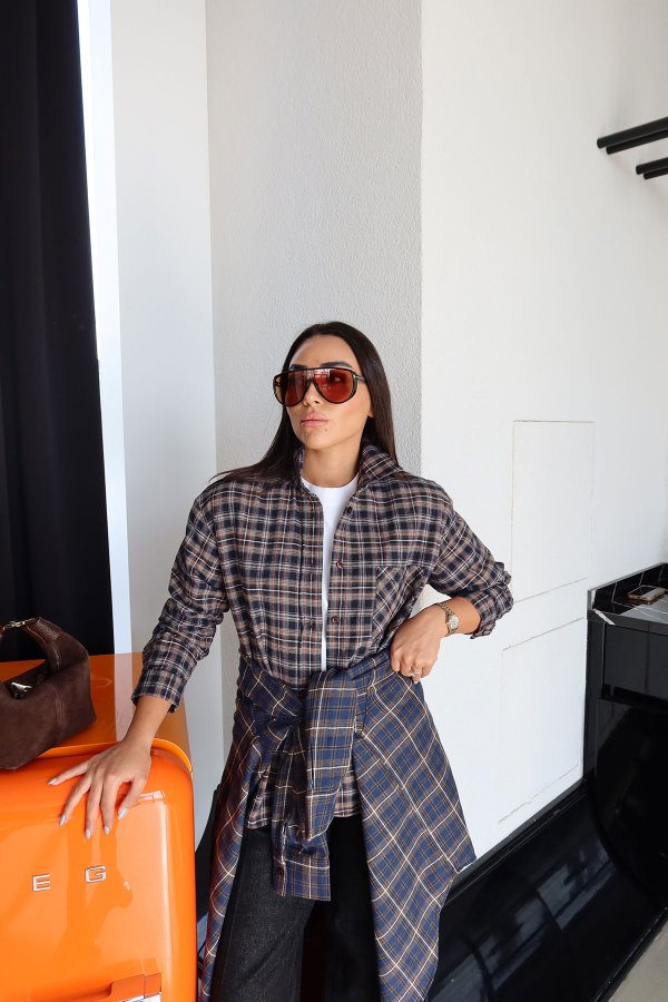 Altı Oval Kesim Tek Cepli Ekoseli Gömlek