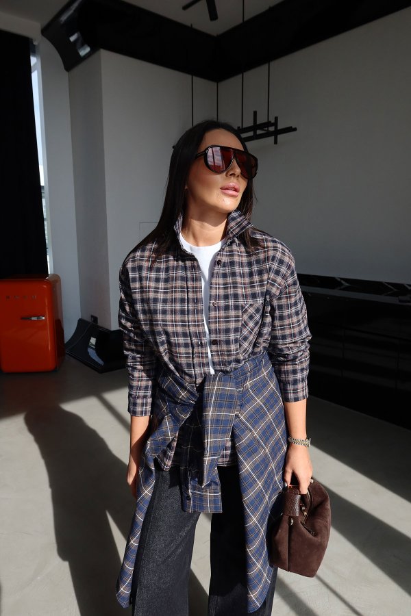 Altı Oval Kesim Tek Cepli Ekoseli Gömlek